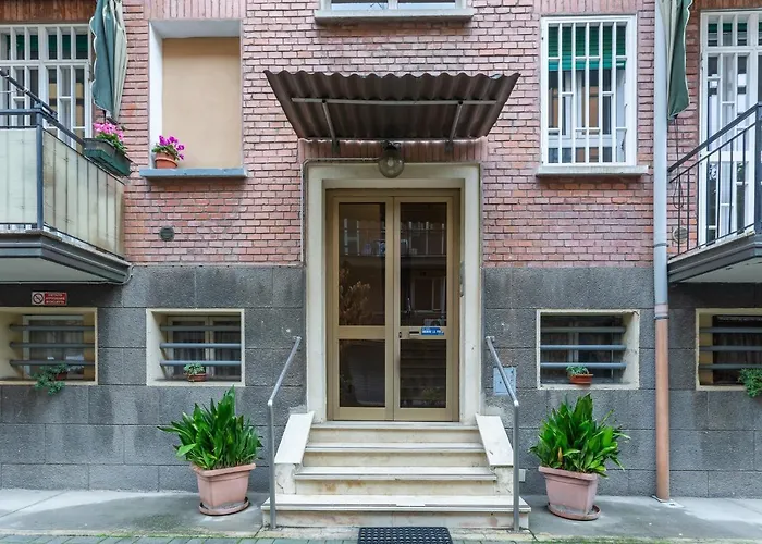 Guesthost - San Donato Fiera Apartment! בולוניה